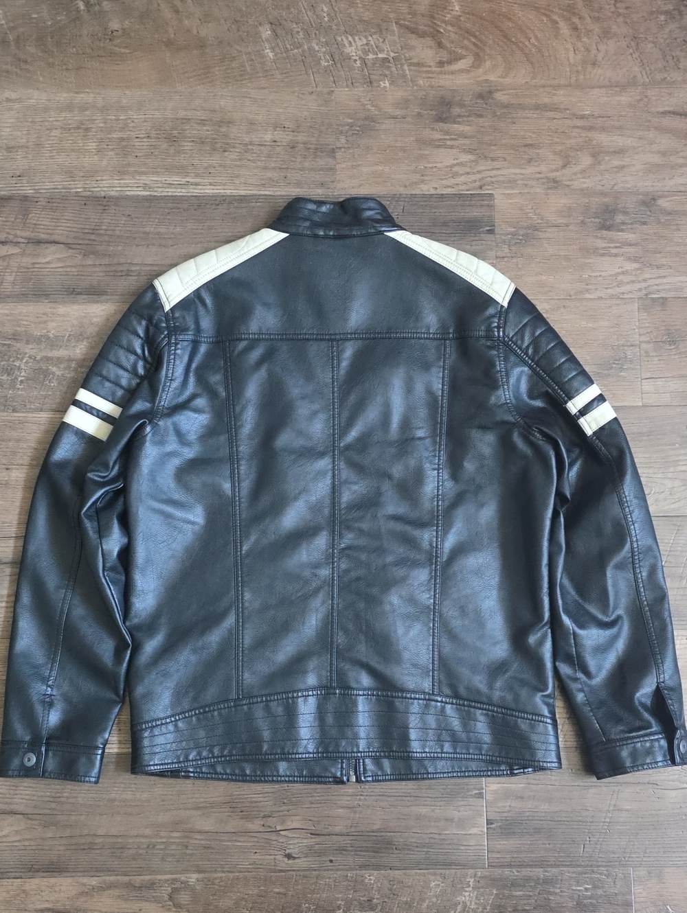 Hard EDGE•  Black Leather Motorcycle Jacket with Cream Shoulder Accents - Picture 10 of 11